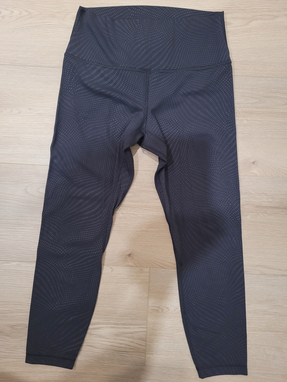 Lululemon Women 10